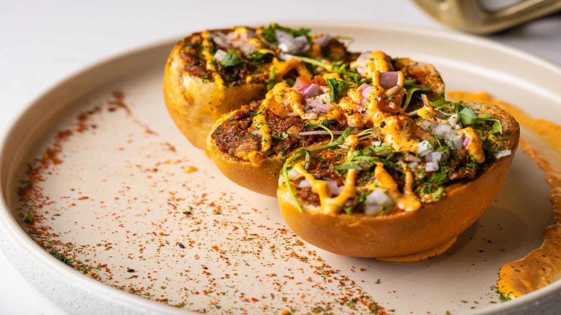 Novotel Mumbai International Airport Екстериор снимка A paneer tikka masala