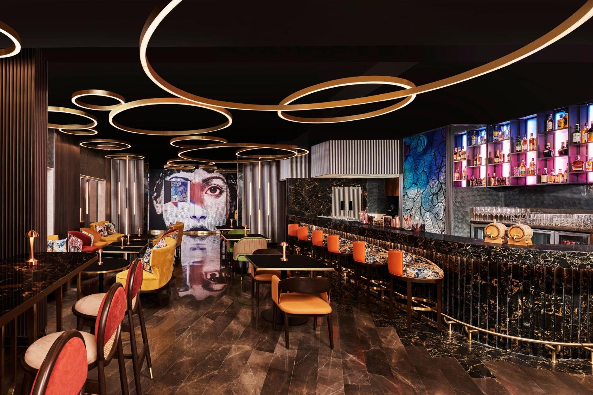 Novotel Mumbai International Airport Екстериор снимка The interior of the bar