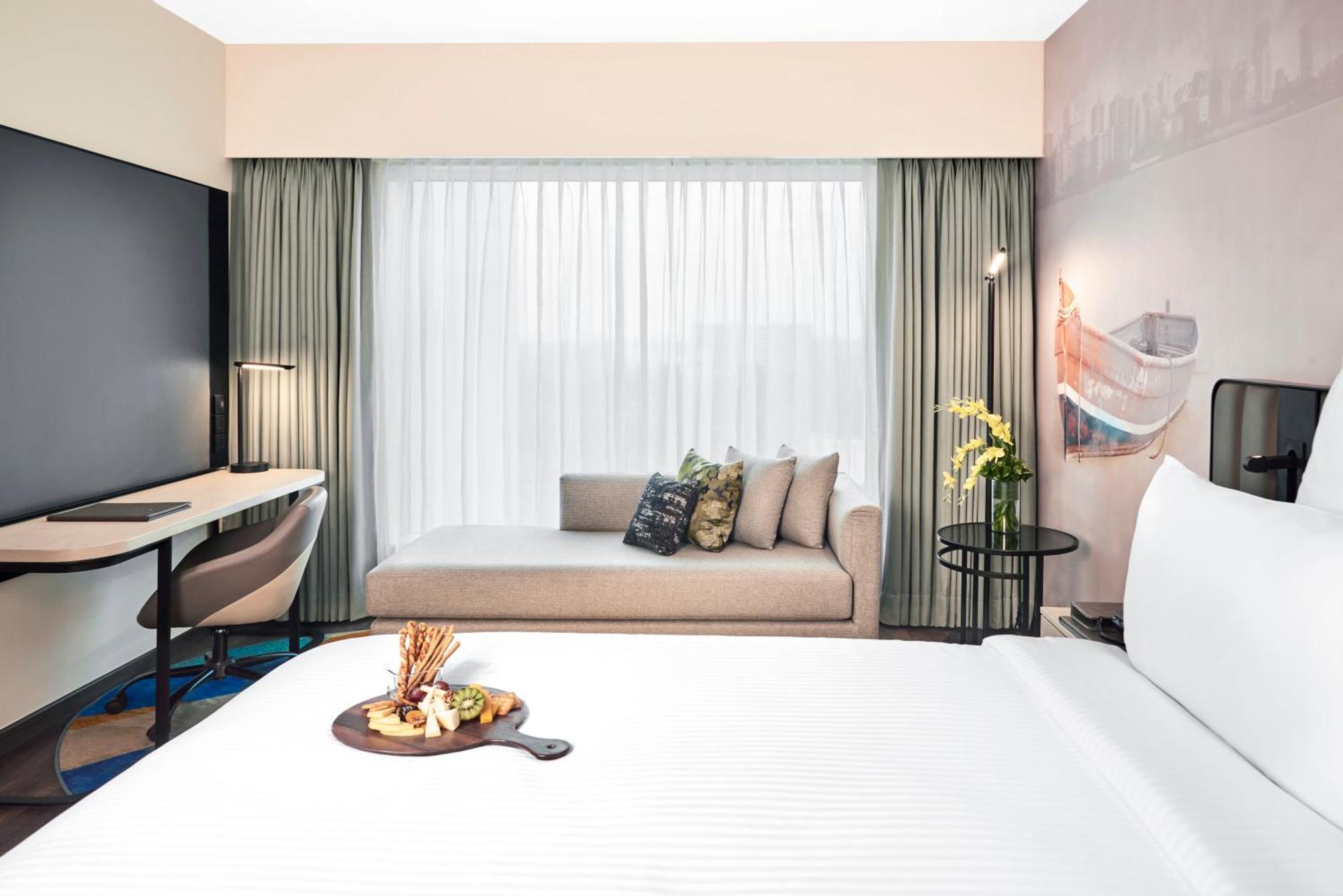 Novotel Mumbai International Airport Екстериор снимка A room at the hotel