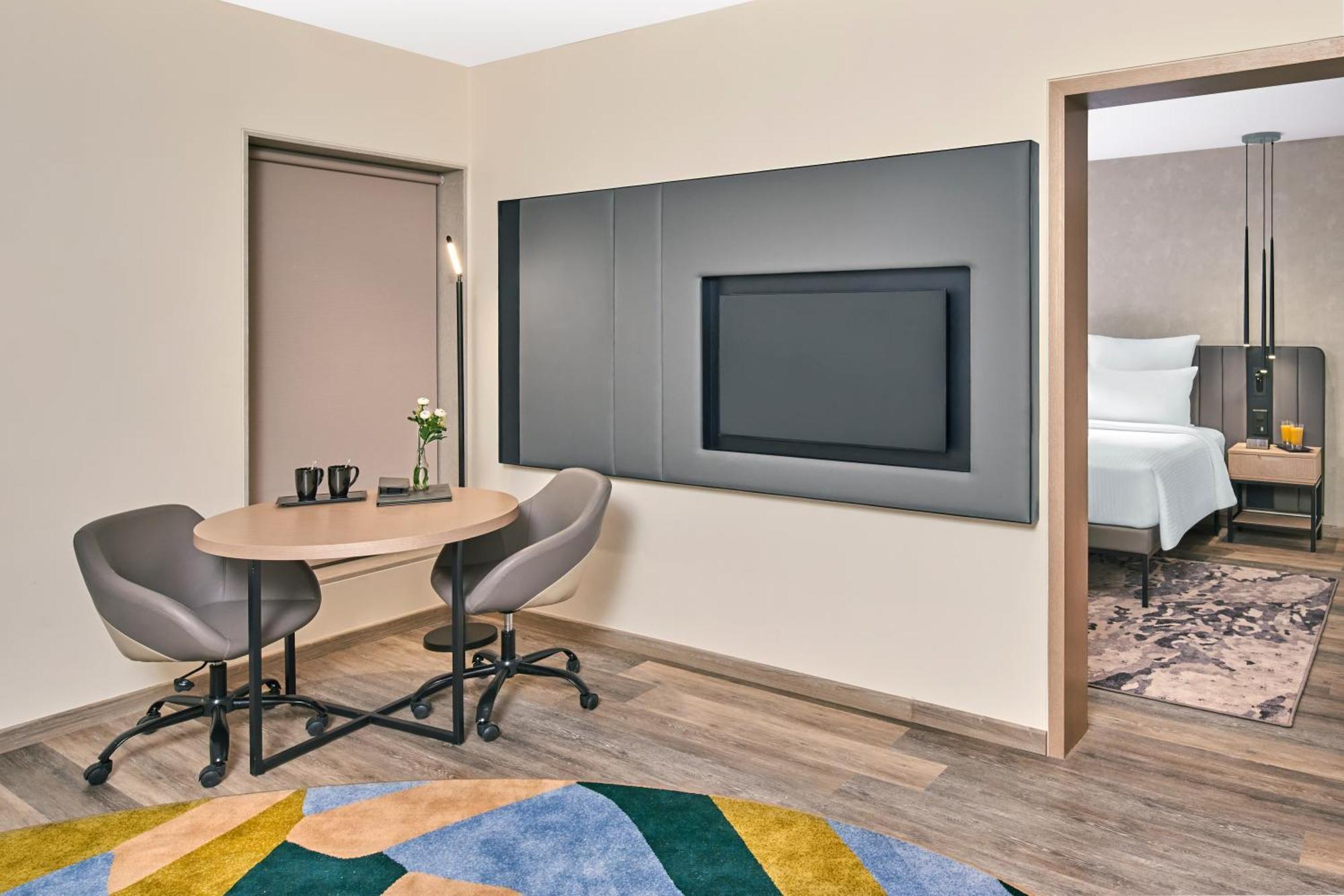 Novotel Mumbai International Airport Екстериор снимка A room at the hotel