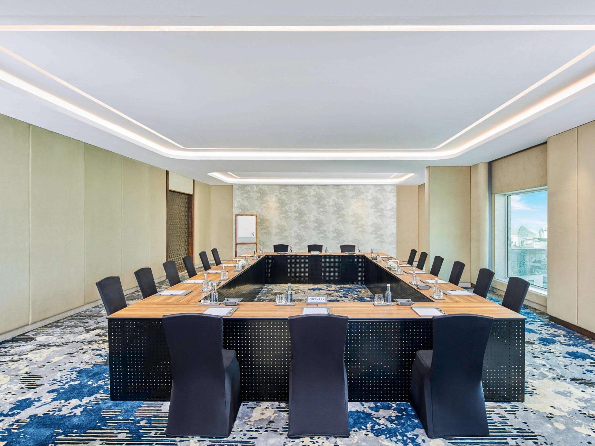Novotel Mumbai International Airport Екстериор снимка