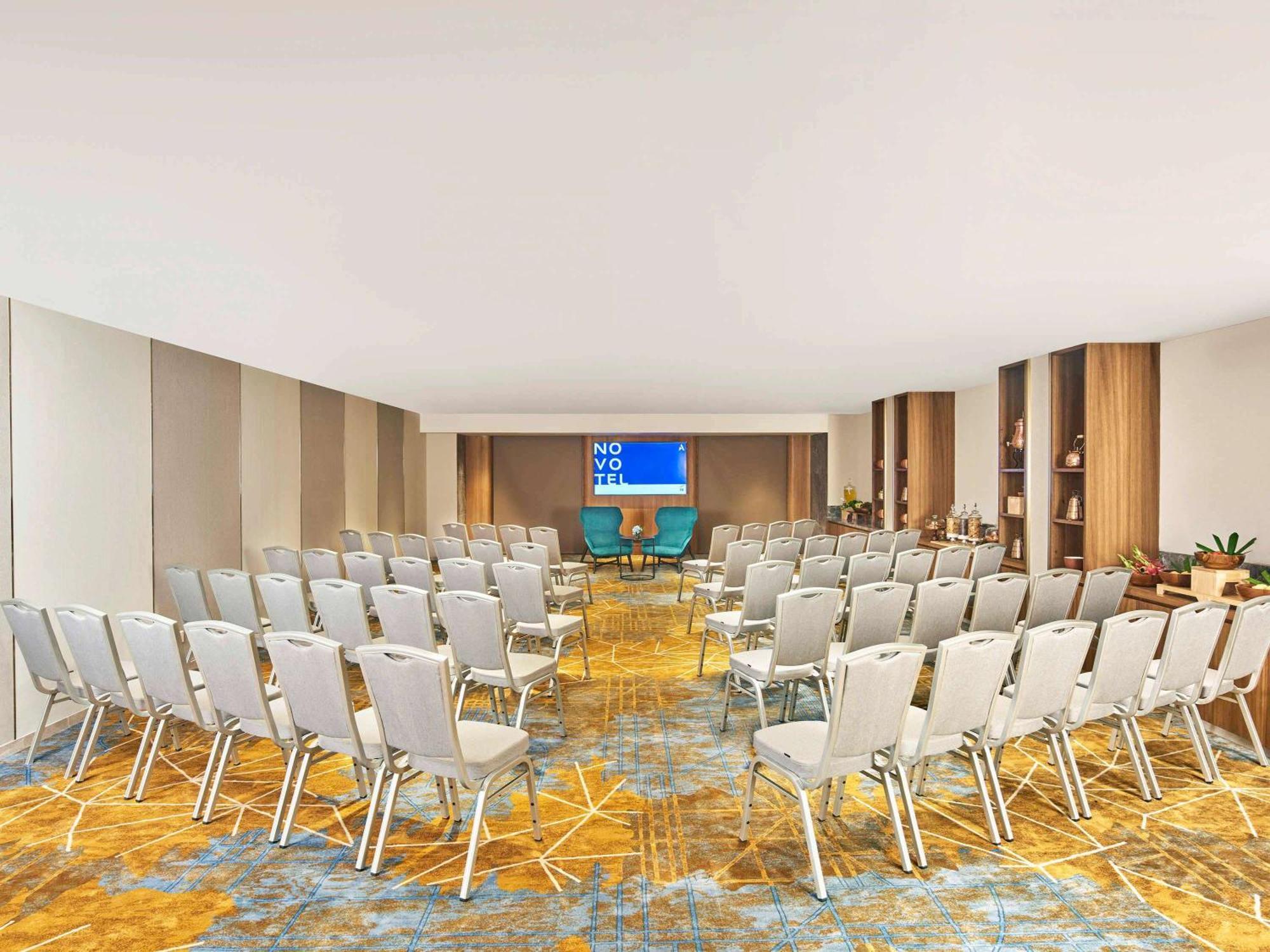 Novotel Mumbai International Airport Екстериор снимка